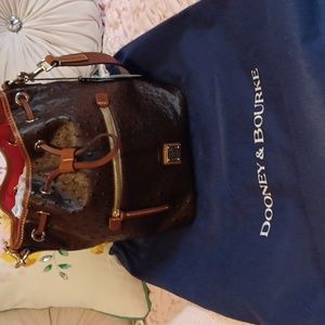 Dooney and burke draw string